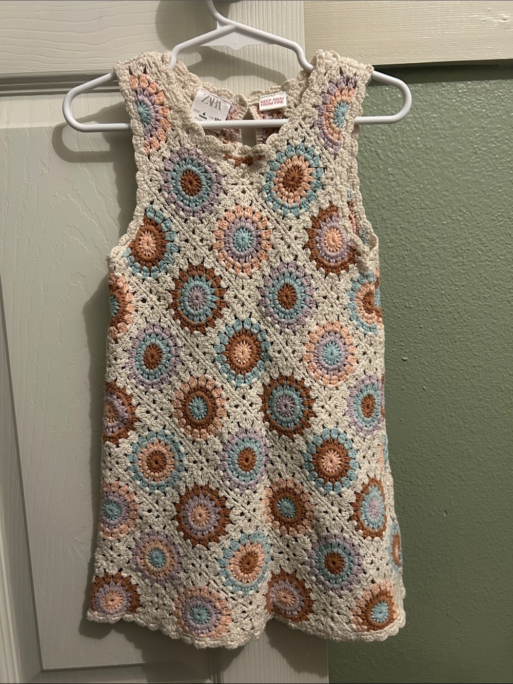 Zara Kids Cream Crochet Dress with Pastel Floral Motifs